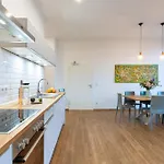 アパートホテル Bensimon Mitte - Moabit 4*