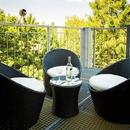 アパートホテル Bensimon Mitte - Moabit 4*